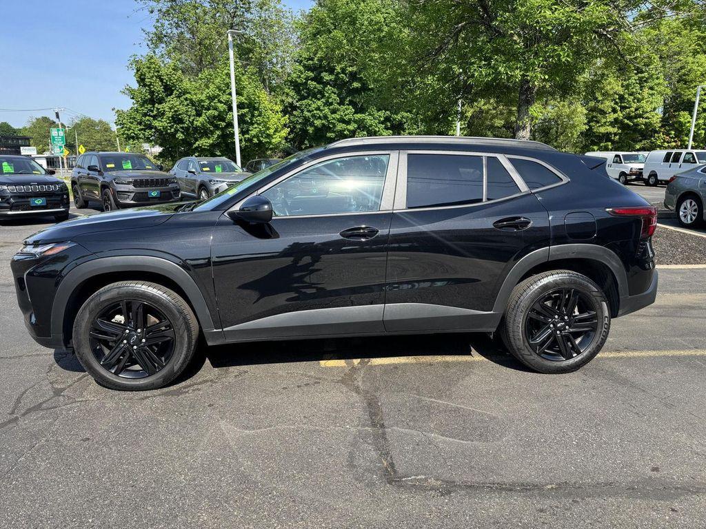 used 2024 Chevrolet Trax car, priced at $18,694
