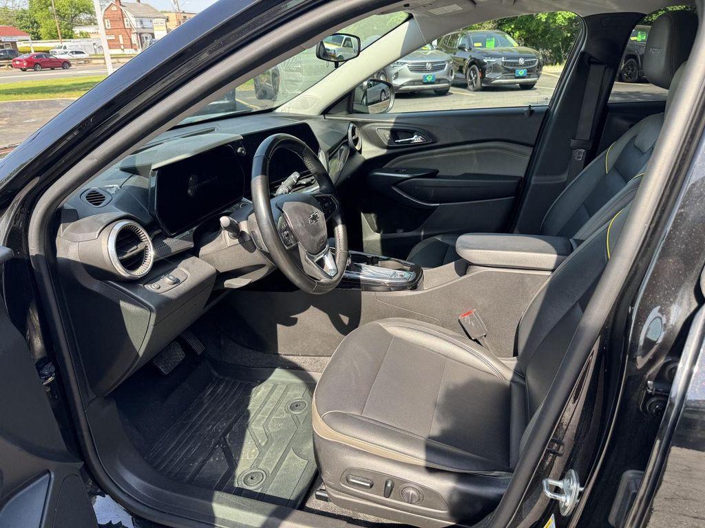 used 2024 Chevrolet Trax car, priced at $18,694
