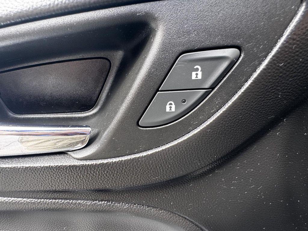 used 2019 Chevrolet Equinox car, priced at $14,697