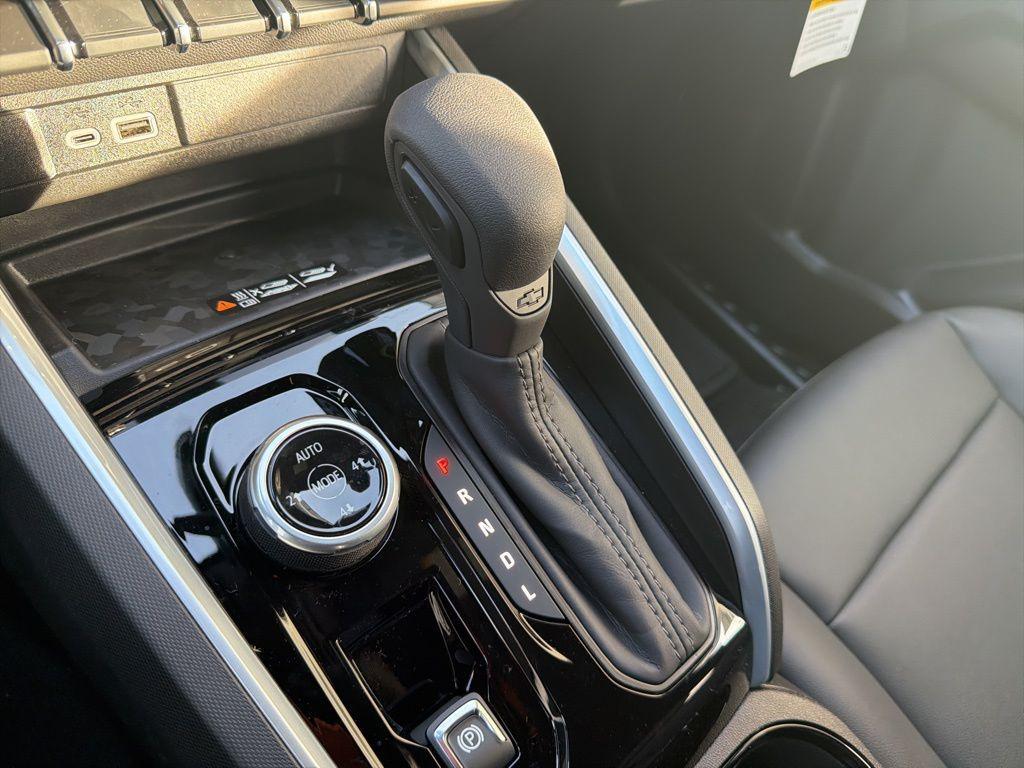 new 2026 Chevrolet Colorado car, priced at $42,995