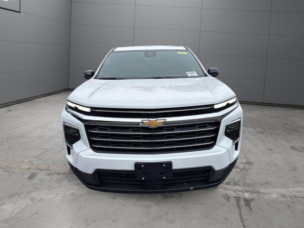 new 2026 Chevrolet Traverse car, priced at $43,585
