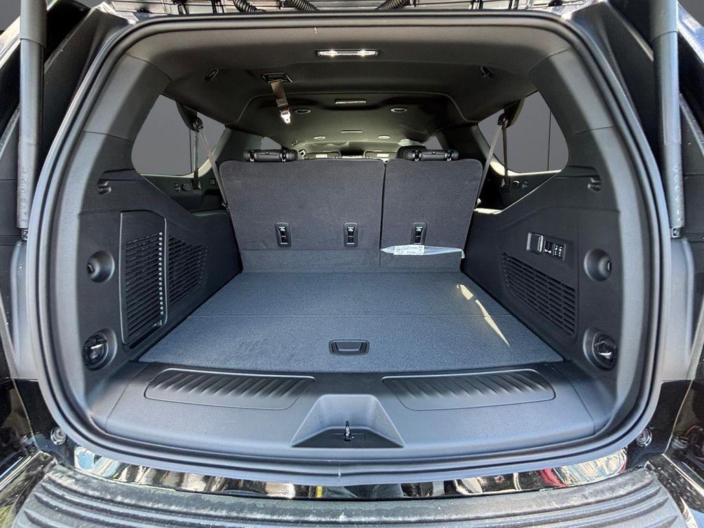 new 2026 Chevrolet Suburban car, priced at $76,789