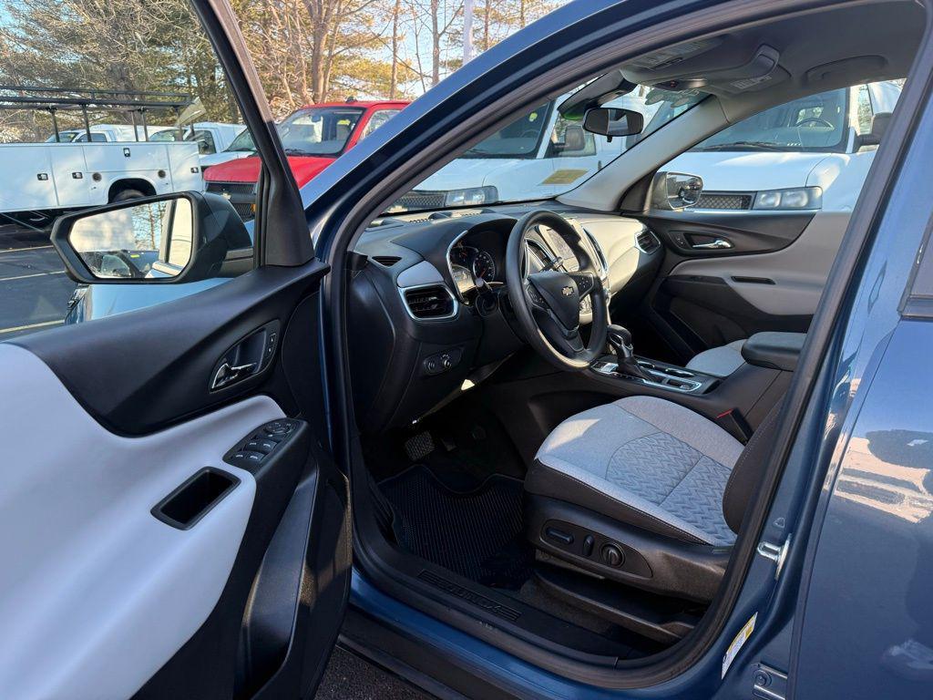 used 2024 Chevrolet Equinox car, priced at $23,498