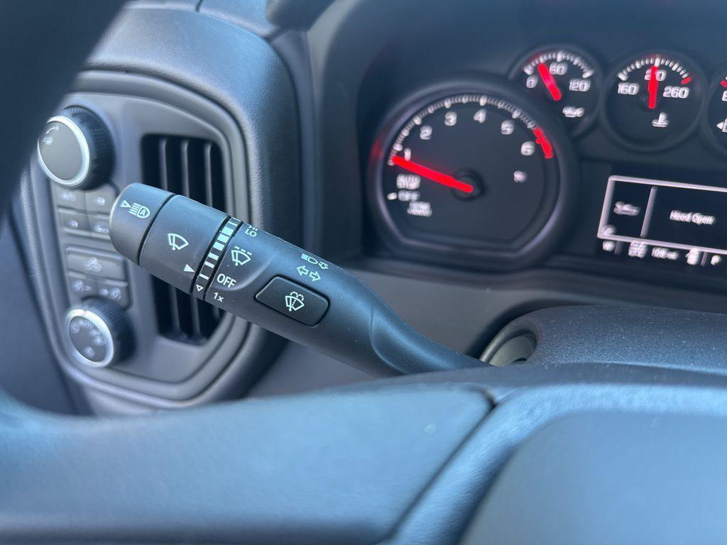 new 2025 Chevrolet Silverado 1500 car, priced at $40,280