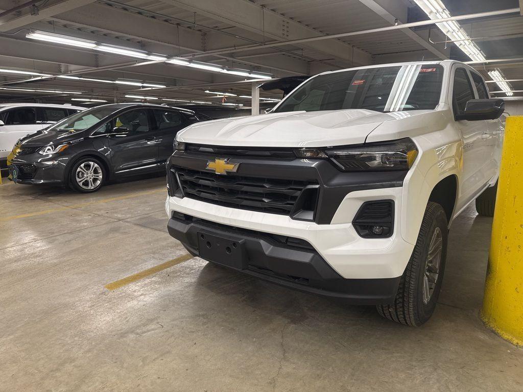 new 2026 Chevrolet Colorado car, priced at $43,812