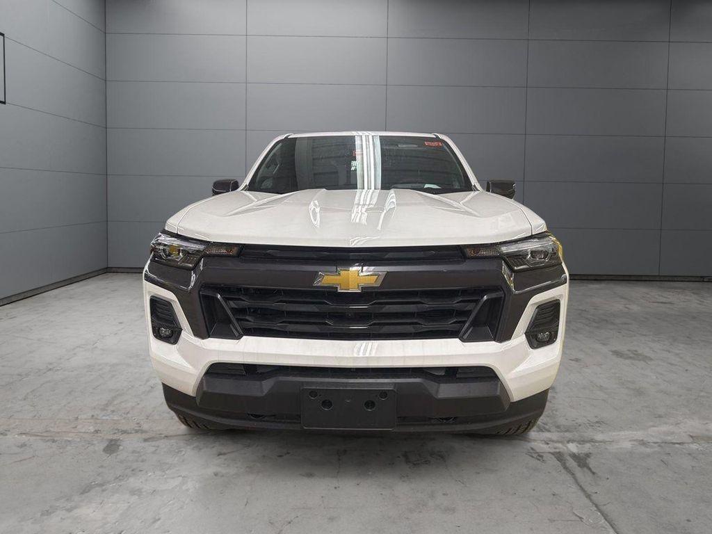 new 2026 Chevrolet Colorado car, priced at $43,812