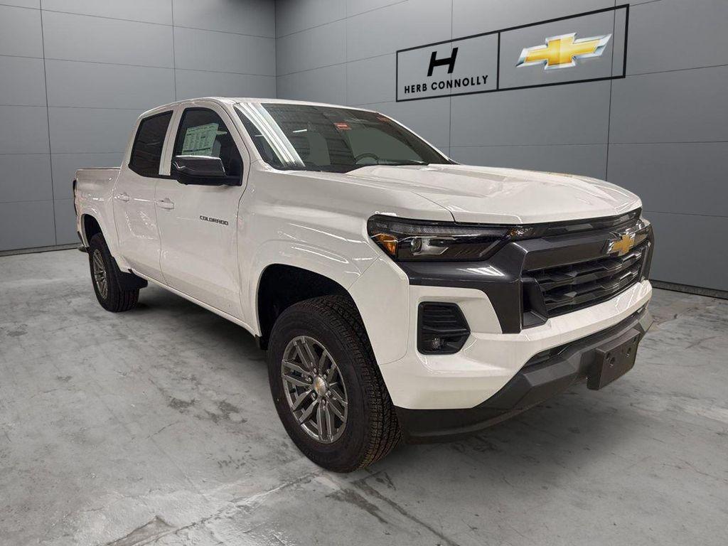 new 2026 Chevrolet Colorado car, priced at $43,812