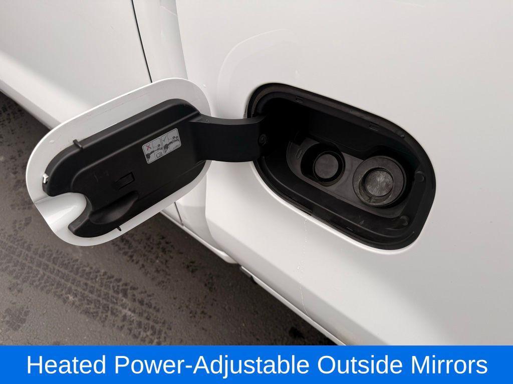 used 2022 Chevrolet Silverado 1500 car, priced at $23,998