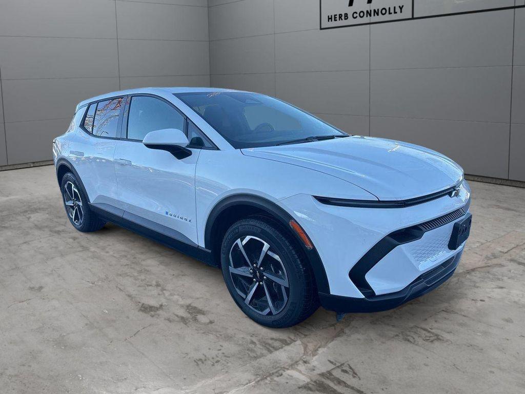 new 2026 Chevrolet Equinox EV car, priced at $34,194