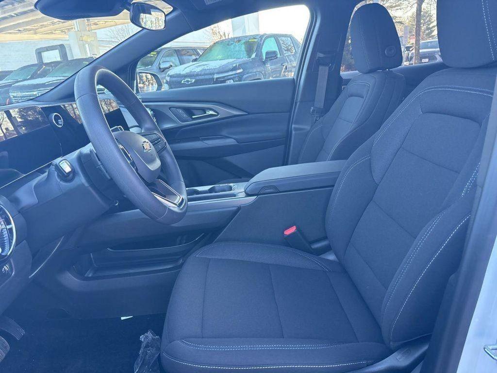 new 2026 Chevrolet Equinox EV car, priced at $34,194