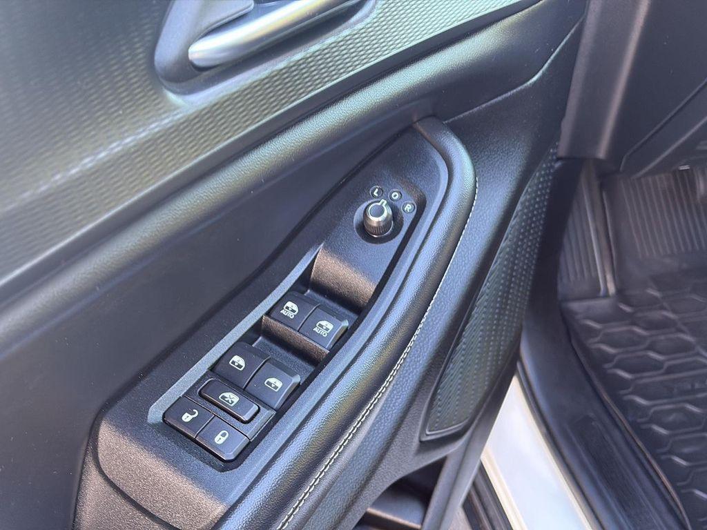 used 2023 Jeep Grand Cherokee car, priced at $30,694