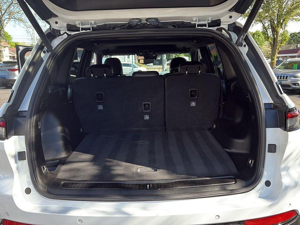 used 2023 Jeep Grand Cherokee car, priced at $30,694