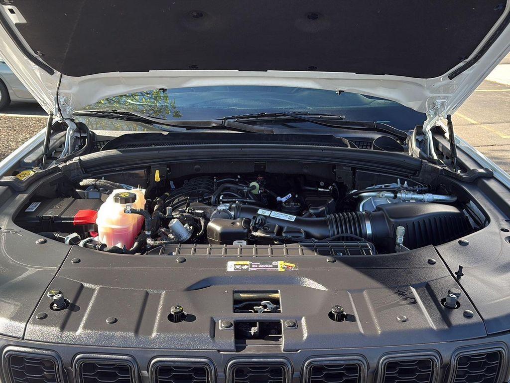 used 2023 Jeep Grand Cherokee car, priced at $30,694