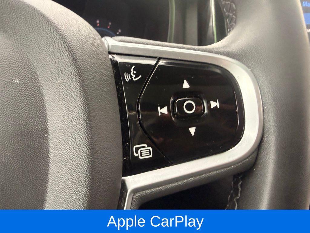 used 2023 Volvo XC60 car, priced at $25,998
