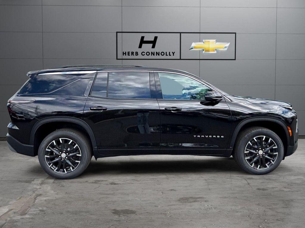 new 2026 Chevrolet Traverse car, priced at $46,764