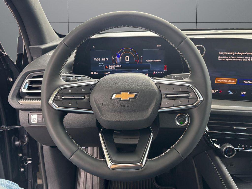 new 2026 Chevrolet Traverse car, priced at $46,764