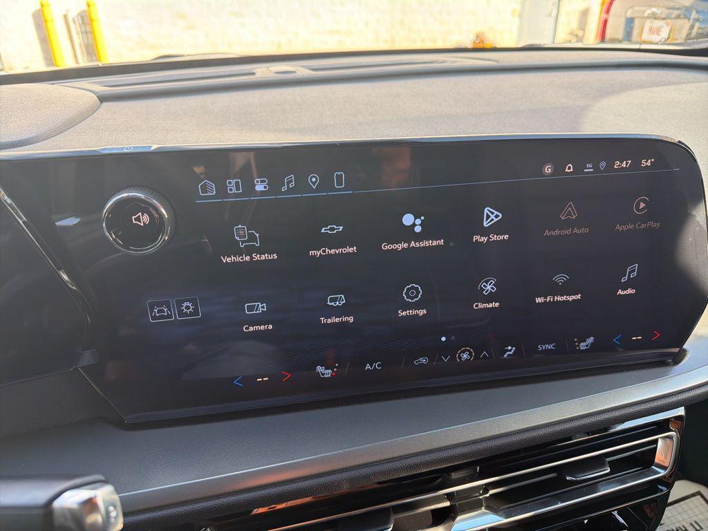 new 2026 Chevrolet Traverse car, priced at $45,850