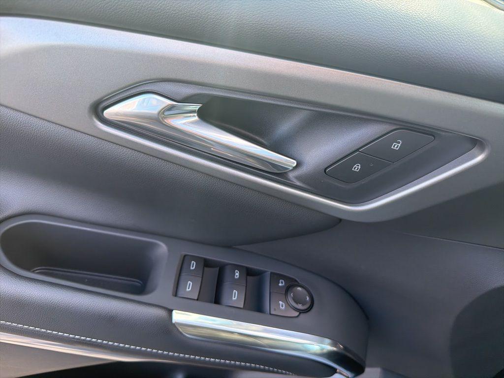 new 2026 Chevrolet Traverse car, priced at $45,850