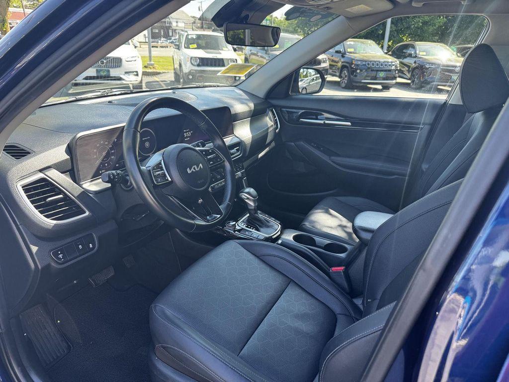 used 2024 Kia Seltos car, priced at $24,474