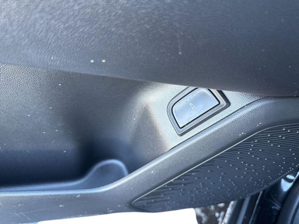 used 2026 Chevrolet Equinox car, priced at $32,124