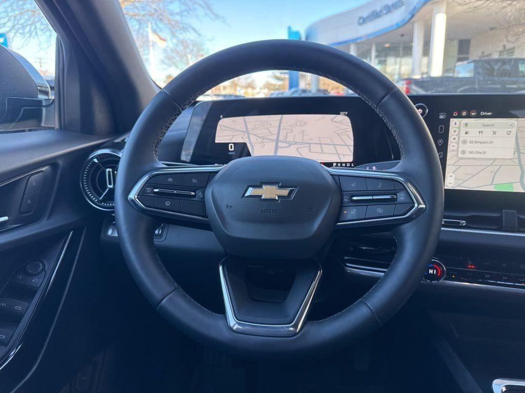 new 2026 Chevrolet Equinox car, priced at $33,695