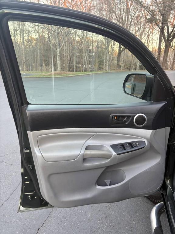 used 2014 Toyota Tacoma car, priced at $12,990