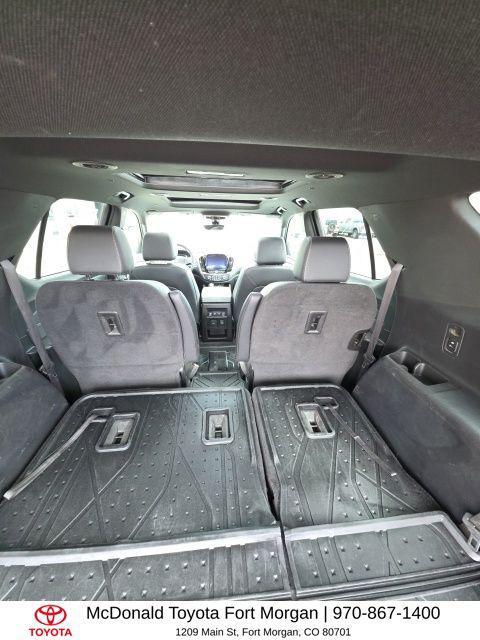 used 2022 Chevrolet Traverse car, priced at $26,590