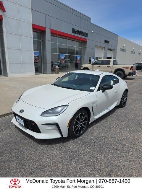 new 2026 Toyota GR86 car, priced at $33,618