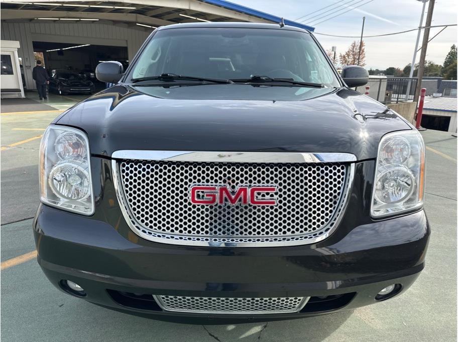 used 2013 GMC Yukon car, priced at $18,750