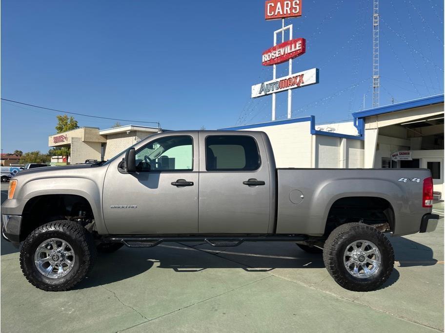 used 2013 GMC Sierra 2500 car, priced at $31,500
