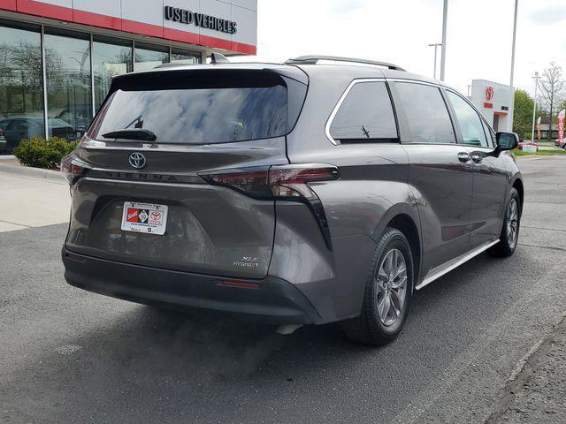 used 2023 Toyota Sienna car, priced at $39,990