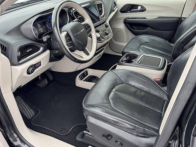 used 2020 Chrysler Pacifica car, priced at $18,450