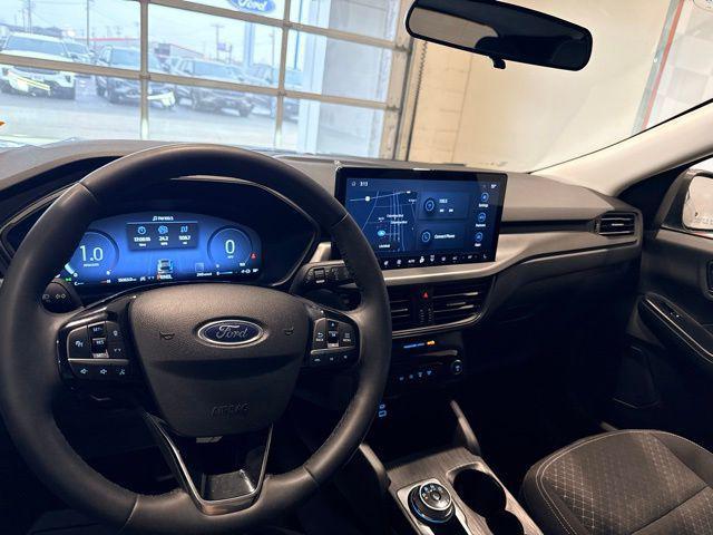 used 2023 Ford Escape car, priced at $25,122