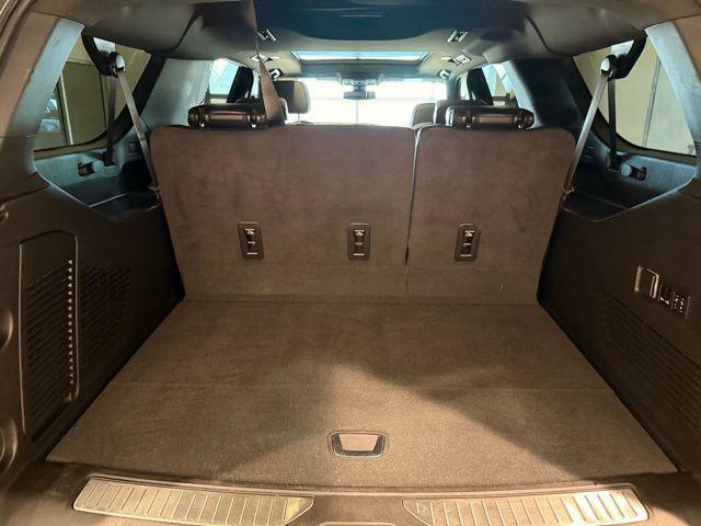 used 2022 GMC Yukon XL car, priced at $51,431