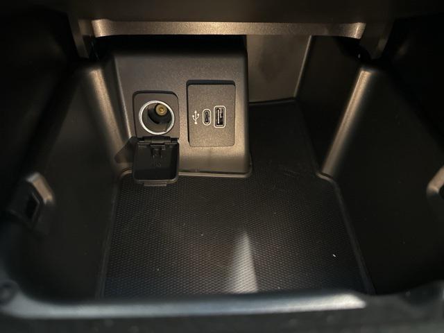 new 2025 Ford Explorer car, priced at $46,922