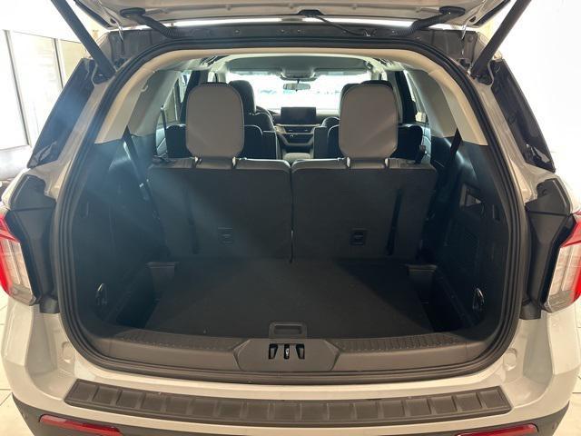new 2025 Ford Explorer car, priced at $46,922