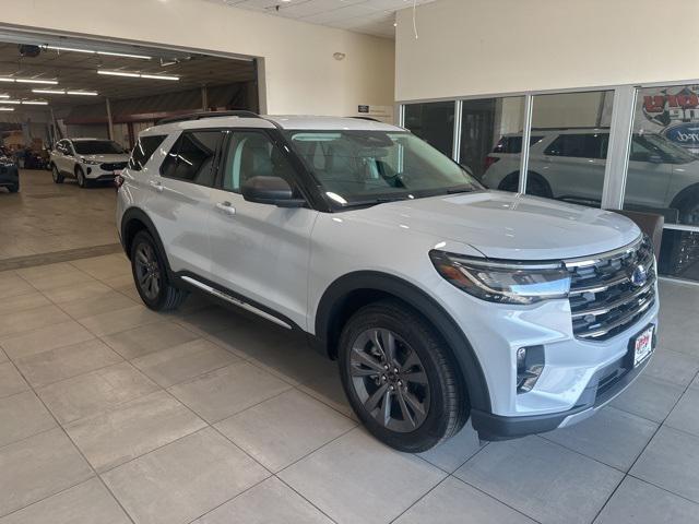 new 2025 Ford Explorer car, priced at $46,922