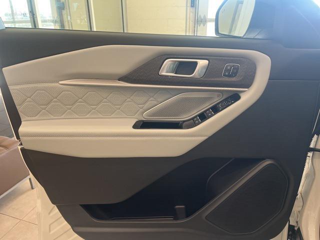 new 2025 Ford Explorer car, priced at $60,665