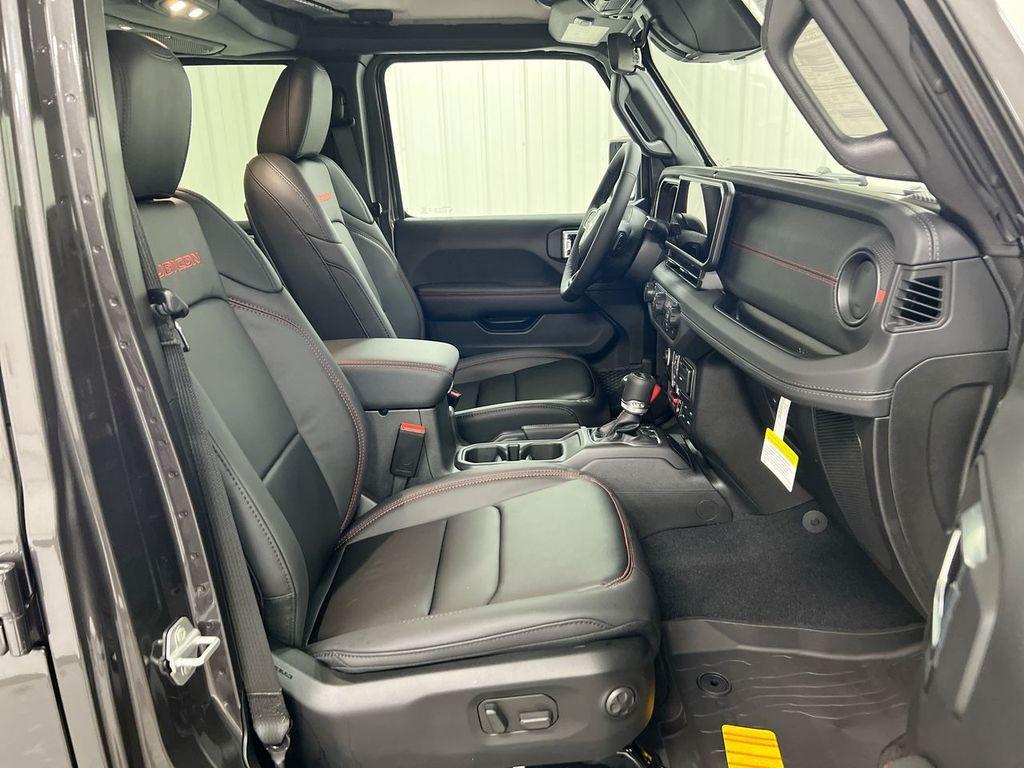 new 2026 Jeep Wrangler car, priced at $52,388