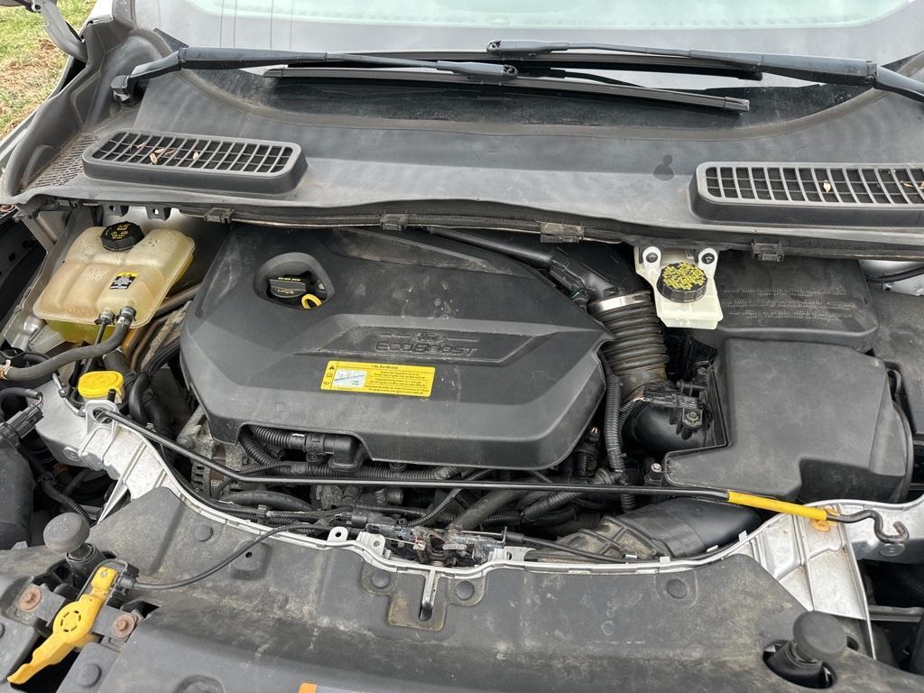 used 2013 Ford Escape car, priced at $4,500