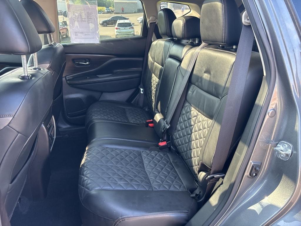 2022 Gun Metallic Nissan Murano