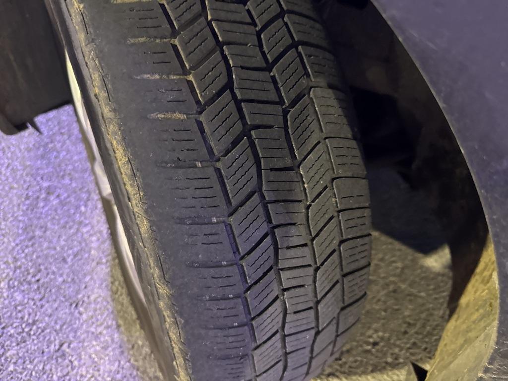 used 2011 Volkswagen Routan car, priced at $3,500