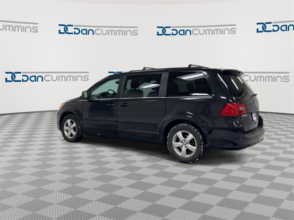 used 2011 Volkswagen Routan car, priced at $2,900