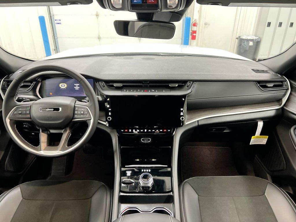 new 2026 Jeep Grand Cherokee L car, priced at $41,599