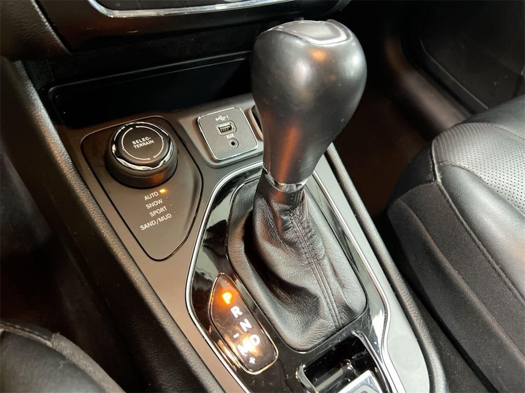 used 2023 Jeep Cherokee car, priced at $19,987