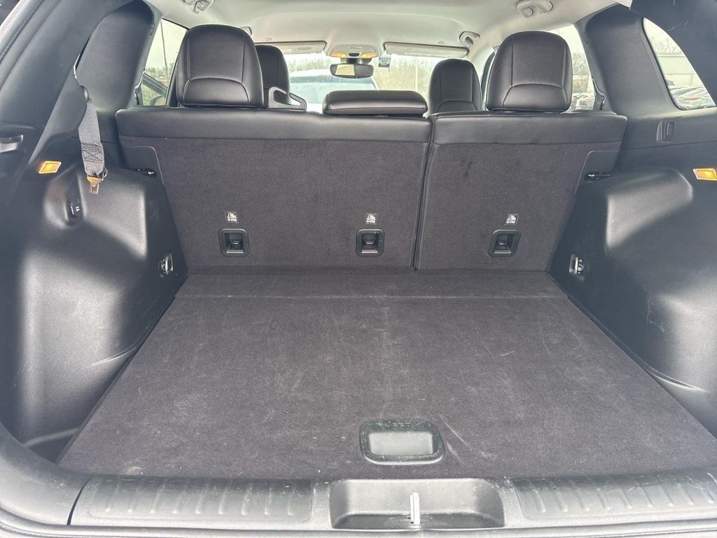 used 2023 Jeep Cherokee car, priced at $21,587