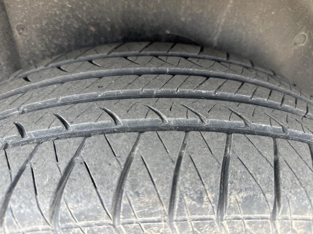 used 2014 Ford Edge car, priced at $4,900