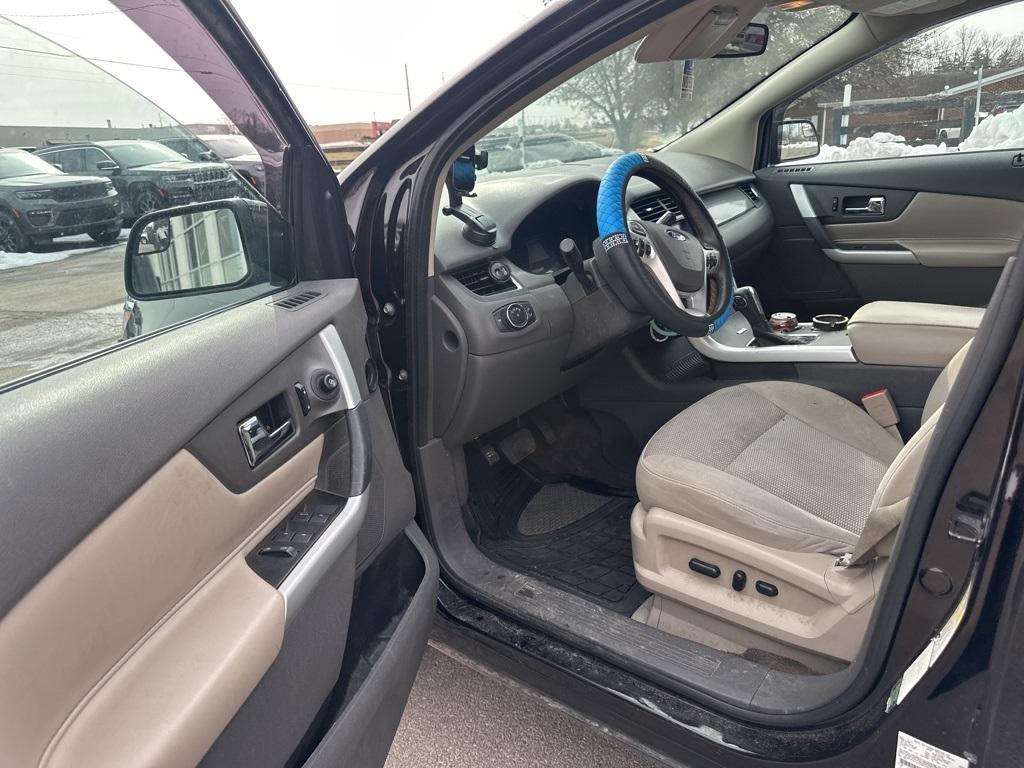 used 2014 Ford Edge car, priced at $4,900