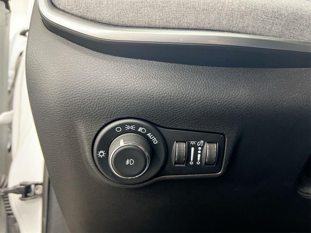 used 2024 Jeep Compass car, priced at $18,387