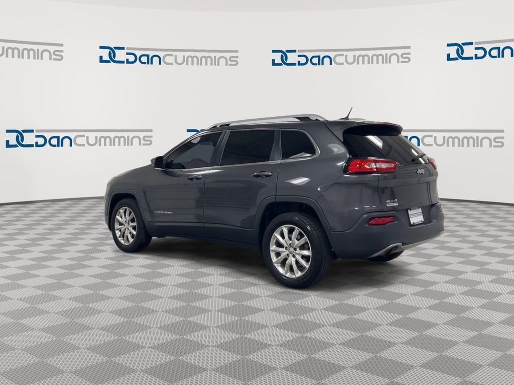 used 2015 Jeep Cherokee car, priced at $6,900
